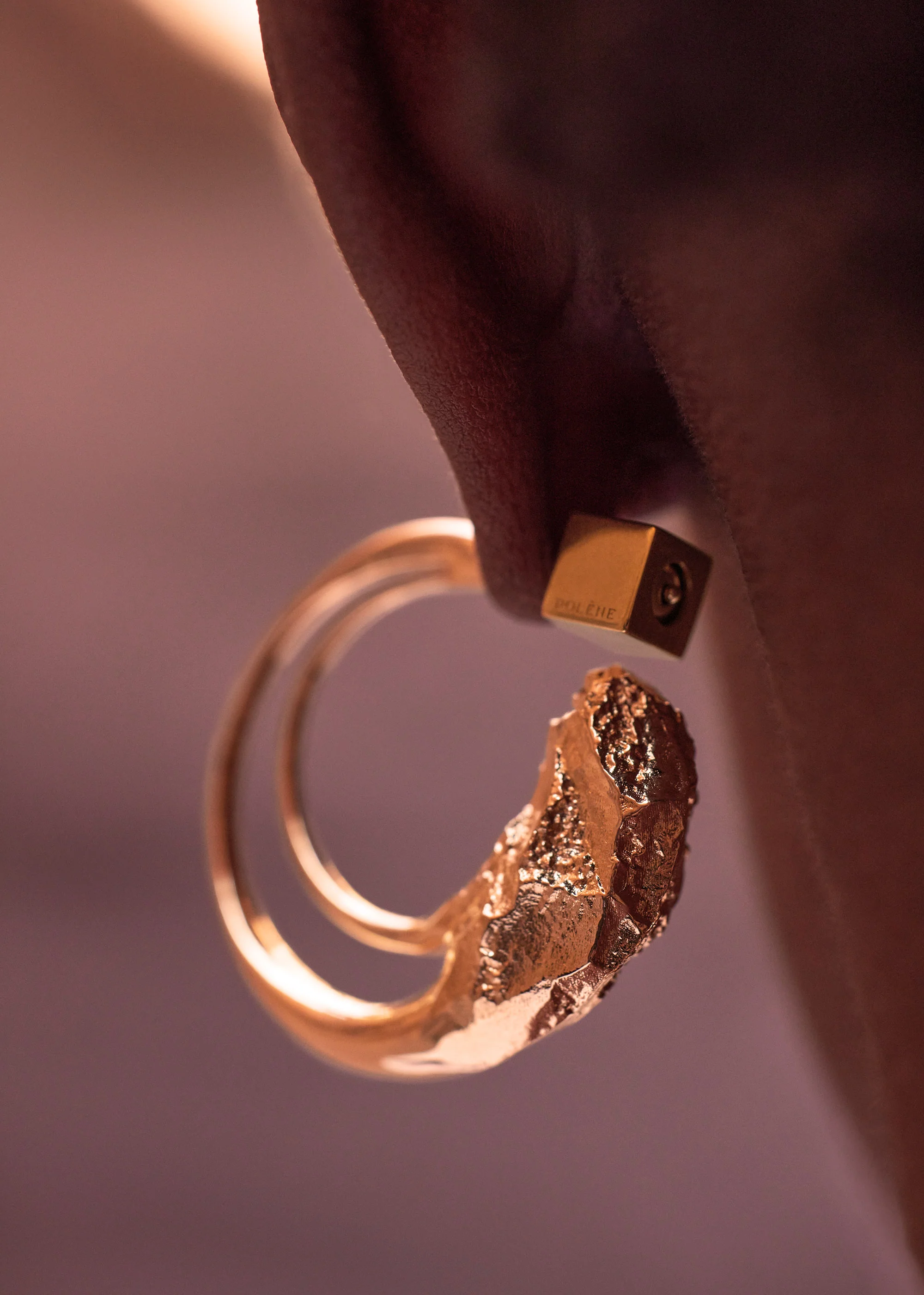 Eroz Hoop Earrings - 24 carat gold gilded - Image 6